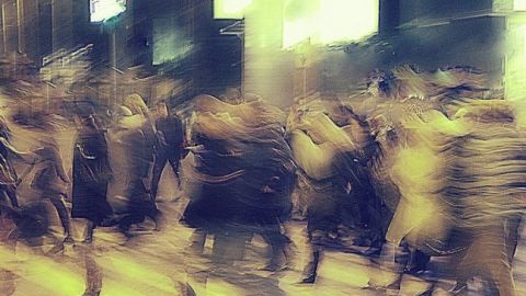 Жизнь под солнцем Жизнь под солнцем