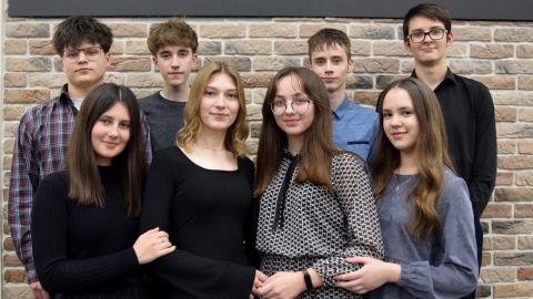 Музыкальная группаThe Chosen Ones