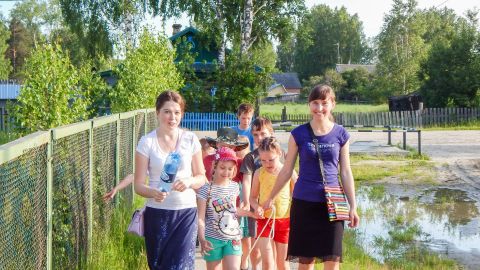 Летняя библейская школа в п. Луговой (ХМАО, Россия)