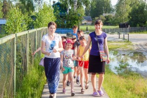 Летняя библейская школа в п. Луговой (ХМАО, Россия) Летняя библейская школа в п. Луговой (ХМАО, Россия)